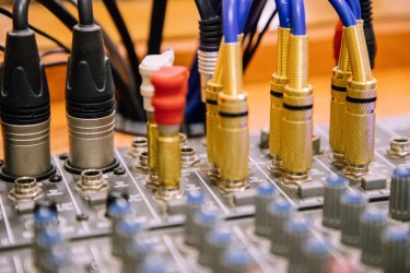Радиочастотные соединители: ключевые аспекты и области применения